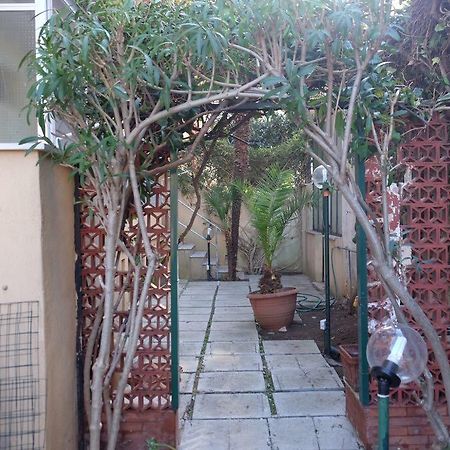 Apartamento Casa Commenda Bríndisi Exterior foto